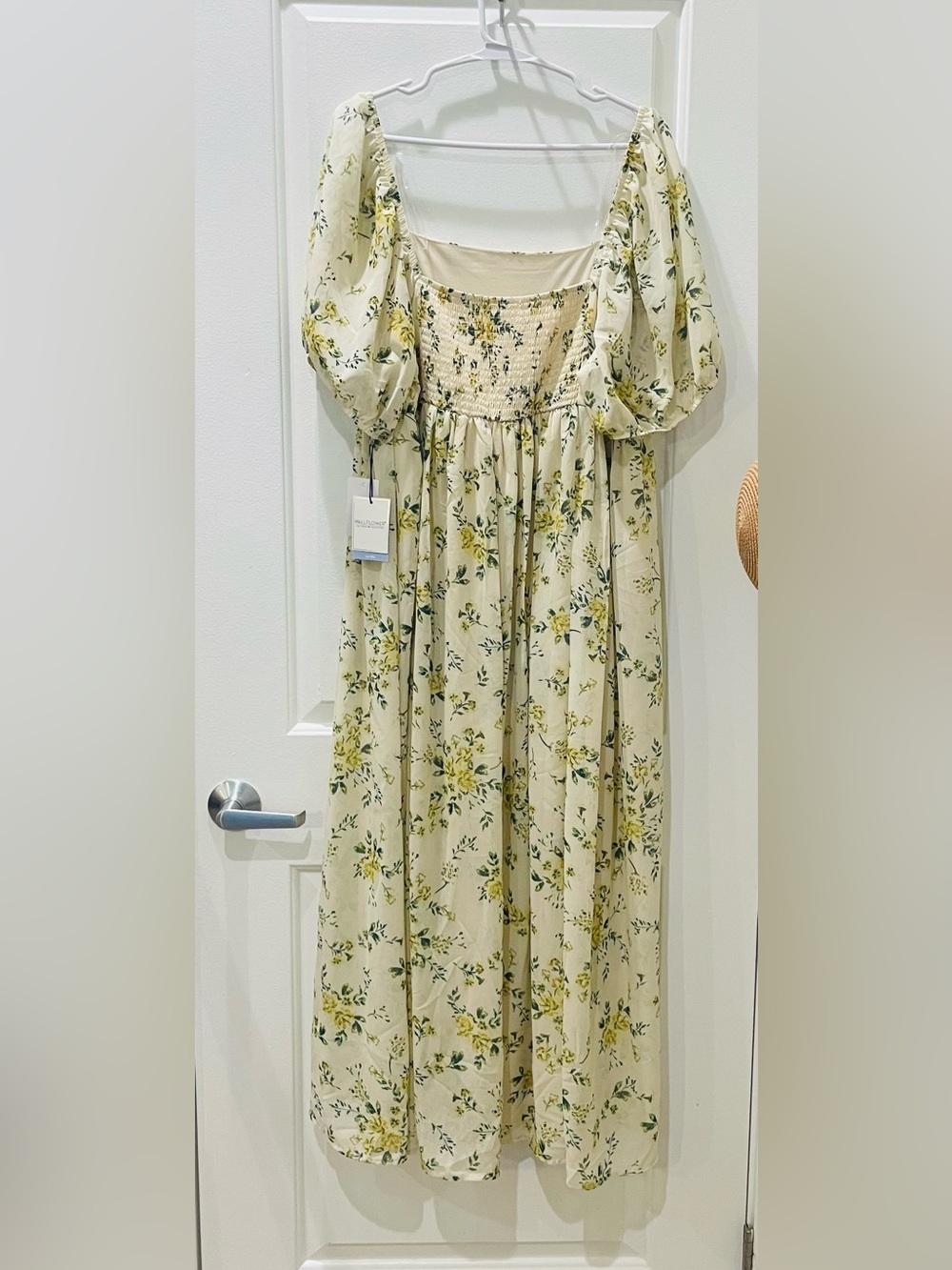 NEW…Wallflower Square Neck Floral Puff-Sleeve Dress - Picture 2 of 3